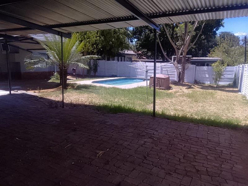 3 Bedroom Property for Sale in Geelhoutpark North West